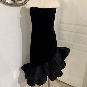 Anthropologie strapless ruffle hem dress